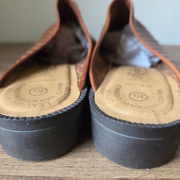 EUC LEATHER CRAFT BY FASHION TRADITION BEAUTIFUL LEATHER WOVEN LOW HEEL MULES 10 - Picture 12 of 15